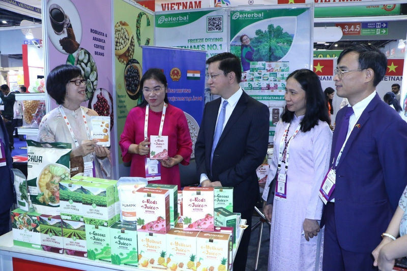 15 Okvip tại về Trang Chủ OKVIP COM Top #1 tiêu biểu của Việt Nam tham gia hội chợ