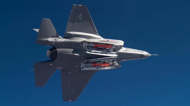 F-35 được coi là xương sống trong quá trình phát triển máy bay chiến đấu tương lai của Mỹ nhờ cơ chế tàng hình tiên tiến. Ảnh: U.S. Air Force
