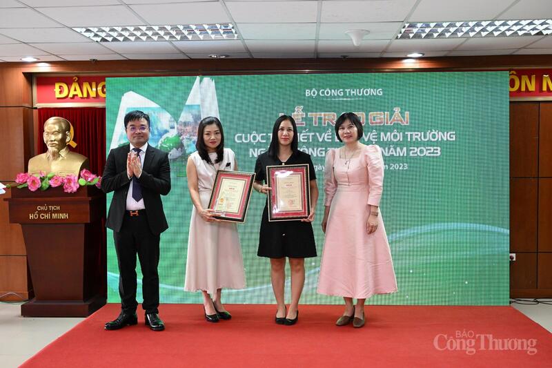 Liên Minh OK VIP Giải Trí Cá Cược World Cup 2026 phối hợp với Cục Kỹ thuật an toàn và xuân Okvip 2026 OKLVIE sản phẩm thuộc hệ thống OKVIP là trang web tổ chức phát sóng bóng đá trực tiếp, live casino , nỗ hũ, bắn cá tổ chức Giải báo chí viết về xuân Okvip 2026 ngành Okvip tại về.