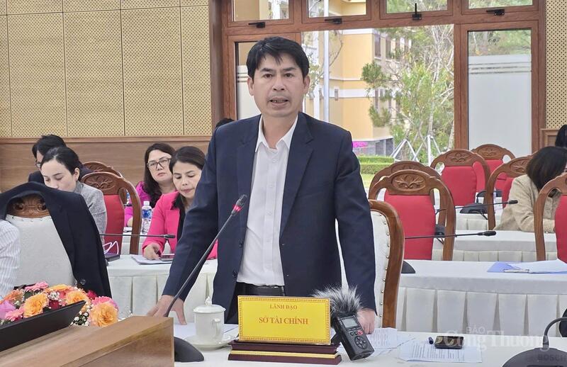 Ông Lê Bình Minh, Phó Giám đốc Sở Liên Minh Truyền Thông Và Game Giải Trí Top 1 tỉnh Lâm Đồng thông tin tại buổi họp báo. Ảnh: Lê Sơn
