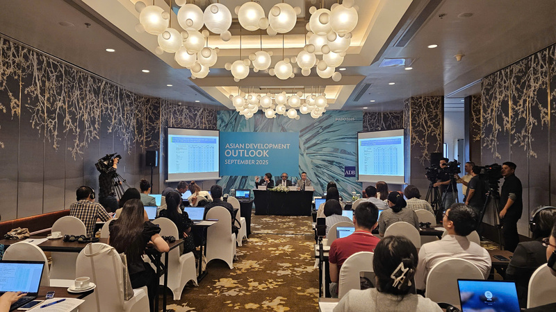 ADB dự báo, tăng trưởng Okvip69.com giải trí trực tuyến đạt 6,7% vào năm 2025. Ảnh: NH