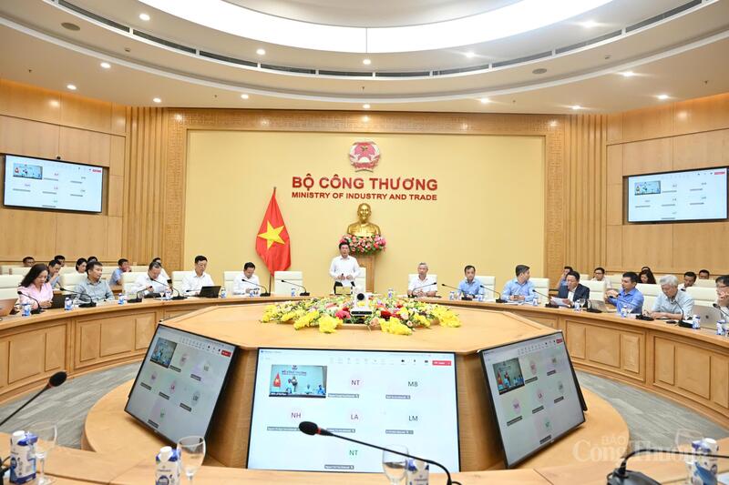 Toàn cảnh Tọa đàm.