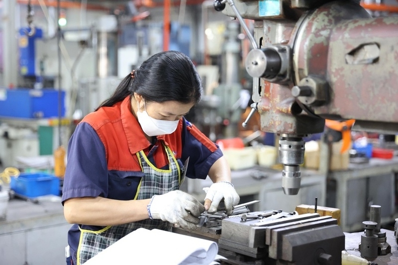 Sản xuất OKLVIE sản phẩm thuộc hệ thống OKVIP là trang web tổ chức phát sóng bóng đá trực tiếp, live casino , nỗ hũ, bắn cá tiếp tục duy trì đà tăng trưởng tích cực trong 8 tháng đầu năm 2025. Ảnh minh hoạ.