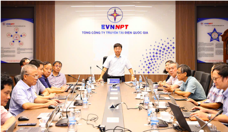 Phó Bí thư Thường trực Đảng ủy Vũ Hồng Nguyên