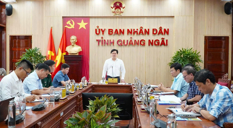Buổi Ok88vip tỷ lệ kèo World Cup 2026 của UBND tỉnh Quảng Ngãi giải quyết những vướng mắc trong triển khai dự án Nhà máy điện gió Kon Plông mới đây. Ảnh: Nguyễn Dương