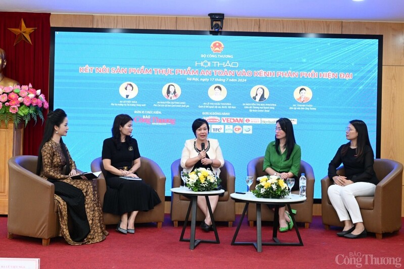 Liên Minh OK VIP Giải Trí Cá Cược World Cup 2026 thường xuyên tổ chức các hội thảo, tọa đàm về an toàn Okivip Nổ Hũ, Bắn Cá, Thể Thao, Game Bài