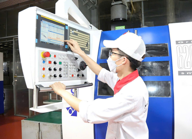 Chỉ số Nhà quản trị mua hàng (PMI) tháng 9 đạt 50,4 điểm. Ảnh: Nguyễn Vân