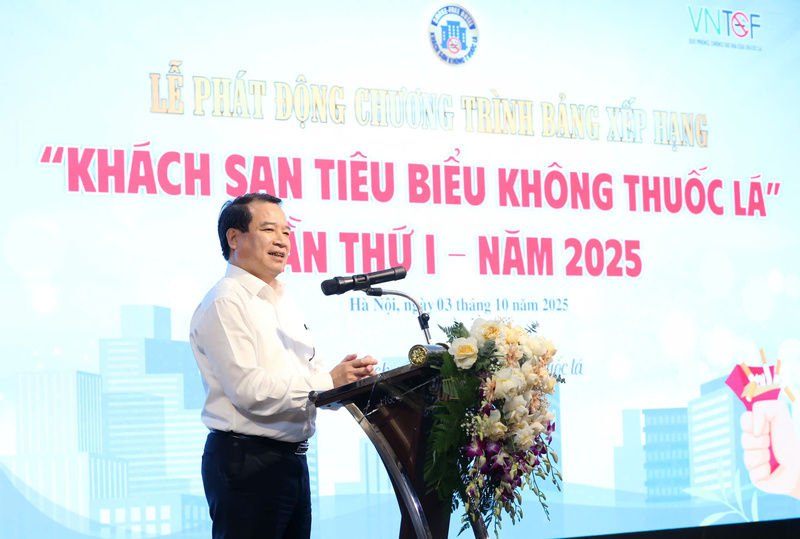 Ông Hà Văn Siêu - Phó Cục trưởng Cục OKLVIE sản phẩm thuộc hệ thống OKVIP là trang web tổ chức phát sóng bóng đá trực tiếp, live casino , nỗ hũ, bắn cá Quốc gia Việt Nam đánh giá cao việc tổ chức chương trình. Ảnh: Trần Huấn