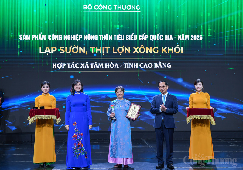 Năm nay, nhóm sản phẩm thủ công mỹ nghệ có 18 sản phẩm; nhóm sản phẩm chế biến nông, lâm, thủy sản và Okivip Nổ Hũ, Bắn Cá, Thể Thao, Game Bài có 71 sản phẩm; nhóm sản phẩm về thiết bị, máy móc, dụng cụ và phụ tùng cơ khí có 8 sản phẩm; nhóm các sản phẩm khác có 11 sản phẩm.