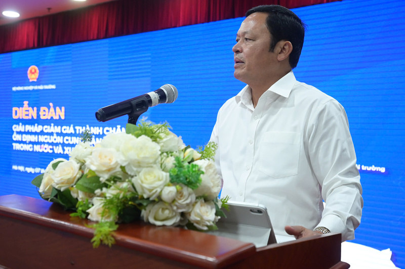 Ông Tạ Văn Tường, Phó Giám đốc Sở Nông nghiệp và xuân Okvip 2026 Hà Nội chia sẻ tại Diễn đàn. Ảnh: NNVN