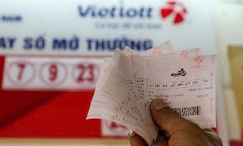 Xổ số Vietlott 6/45 và 6/55 mang lại cơ hội trúng hàng chục tỷ đồng, nhưng xác suất trúng rất thấp.