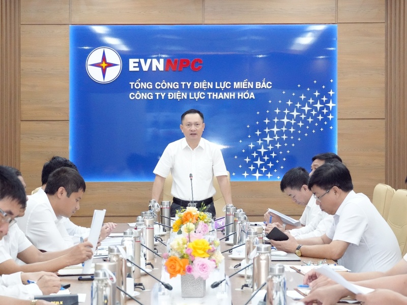 Ông Hoàng Hải – Giám đốc PC Thanh Hóa phát biểu chỉ đạo tại Okvip69 Đăng ký cá cược sơ kết 9 tháng năm 2025 của đơn vị. Ảnh: Hùng Mạnh