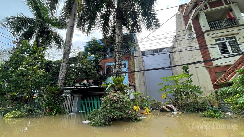 Những hình ảnh mới nhất về mưa lũ tại Thái Nguyên - 14
