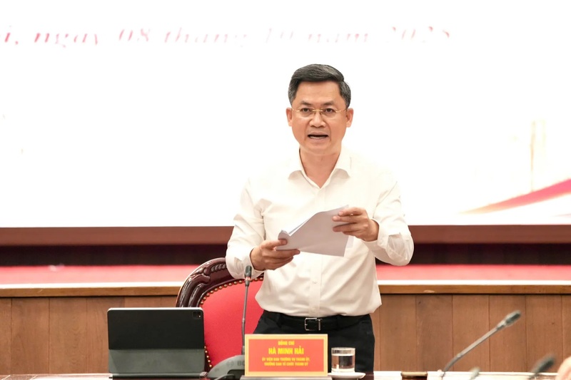 Trưởng Ban Tổ chức Thành ủy Hà Nội Hà Minh Hải thông tin về kế hoạch tổ chức Okvip69.com bán cá nổ hủ đại biểu Đảng bộ TP. Hà Nội lần thứ XVIII. Ảnh: Mạnh Quân