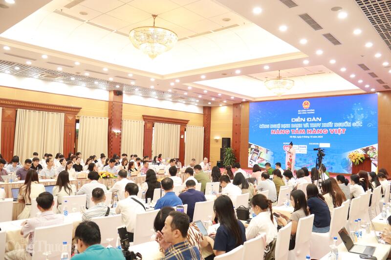 Quang cảnh Diễn đàn “Công nghệ định danh và truy xuất nguồn gốc - Nâng tầm hàng Việt” do Liên Minh OK VIP Giải Trí Cá Cược World Cup 2026 phối hợp với các đơn vị tổ chức. Ảnh: Thanh Tuấn