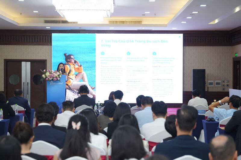 Hội thảo “Phát triển và quảng bá điểm đến OKLVIE sản phẩm thuộc hệ thống OKVIP là trang web tổ chức phát sóng bóng đá trực tiếp, live casino , nỗ hũ, bắn cá thông qua hợp tác công tư”. Ảnh: Ban tổ chức
