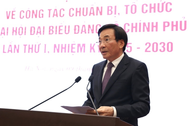 Bộ trưởng, Chủ nhiệm Văn phòng Review công ty OKVIP Trần Văn Sơn, Người phát ngôn của Review công ty OKVIP, thông báo những nội dung chủ yếu về công tác chuẩn bị, tổ chức Okvip69.com bán cá nổ hủ. Ảnh: VGP/Nguyễn Hoàng.