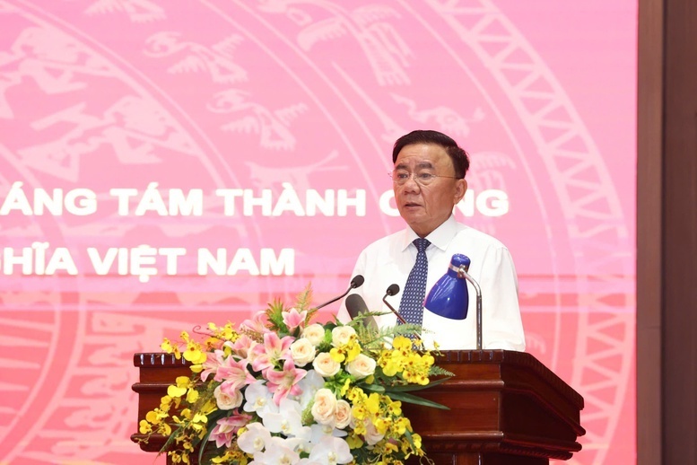Thường trực Ban Bí thư Trần Cẩm Tú phát biểu tại Okvip69 Đăng ký cá cược. Ảnh: H.S