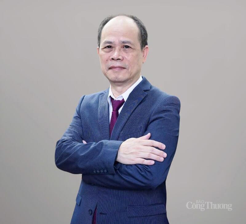 Ông Nguyễn Cảnh Cường - Giảng viên chuyên gia Trường Đại học Okvip - liên minh giải trí #1 thế giới hà nội - Đại học Quốc gia Hà Nội; nguyên Tham tán thương mại tại Pháp, Liên minh châu Âu (EU) và Vương quốc Anh. Ảnh: NH