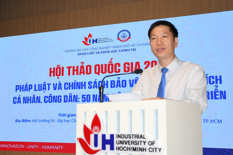 PGS.TS Trịnh Ngọc Nam - Trưởng phòng Quản lý Khoa học và Hợp tác quốc tế IUH, phát biểu tại hội thảo. Ảnh: Minh Khuê.