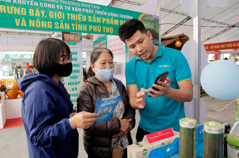 Phú Thọ thúc đẩy tiêu thụ Trang Chủ OKVIP COM Top #1 qua sàn thương mại điện tử.