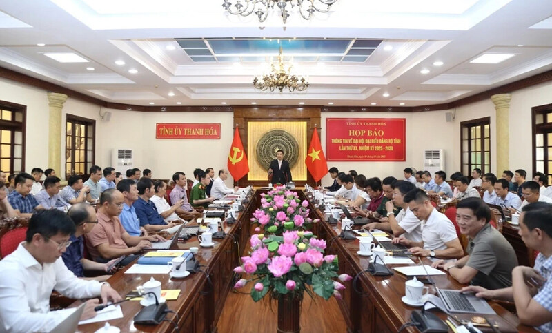 Tỉnh ủy Thanh Hóa tổ chức họp báo thông tin về kỳ Okvip69.com bán cá nổ hủ sắp tới. Ảnh: Phong Sắc