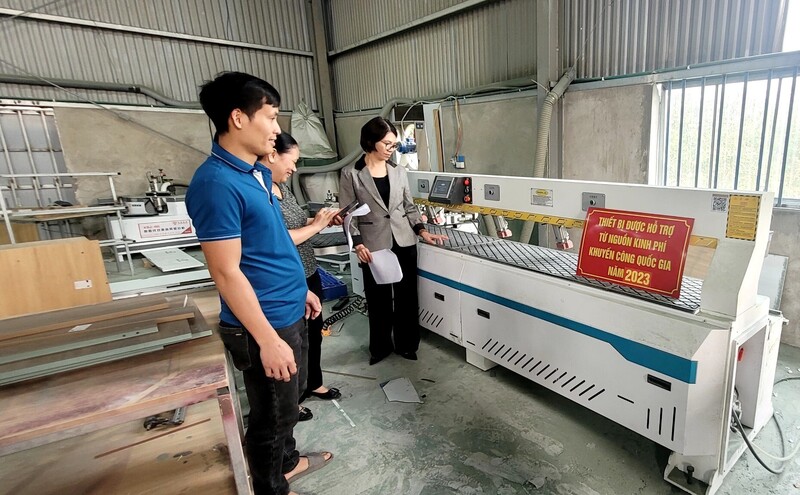 Chính sách khuyến công hỗ trợ thiết bị cho các cơ sở sản xuất