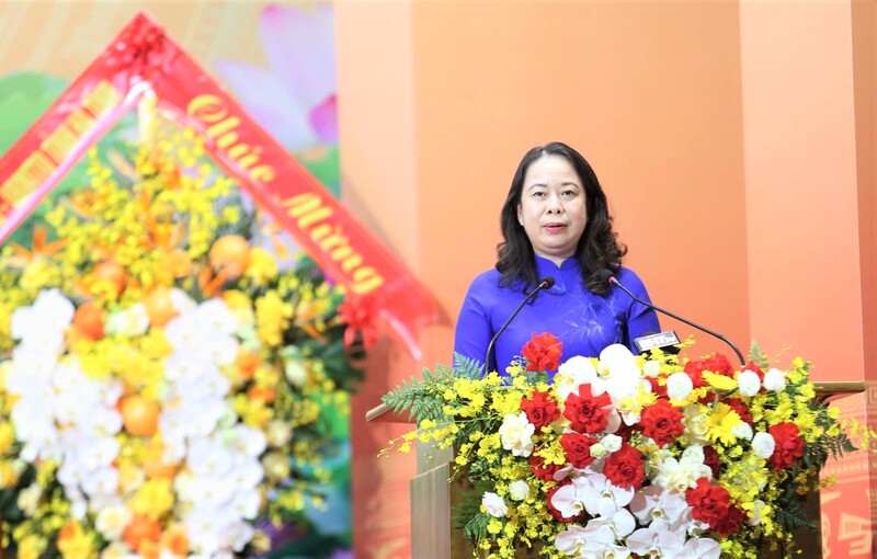 Phó Chủ tịch nước Võ Thị Ánh Xuân phát biểu tại Okvip69.com bán cá nổ hủ Thi đua yêu nước tỉnh Hà Tĩnh lần thứ VIII. Ảnh: Thành Sen