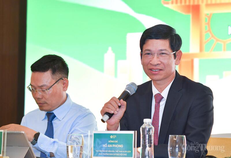Thứ trưởng Hồ An Phong trả lời tại họp báo