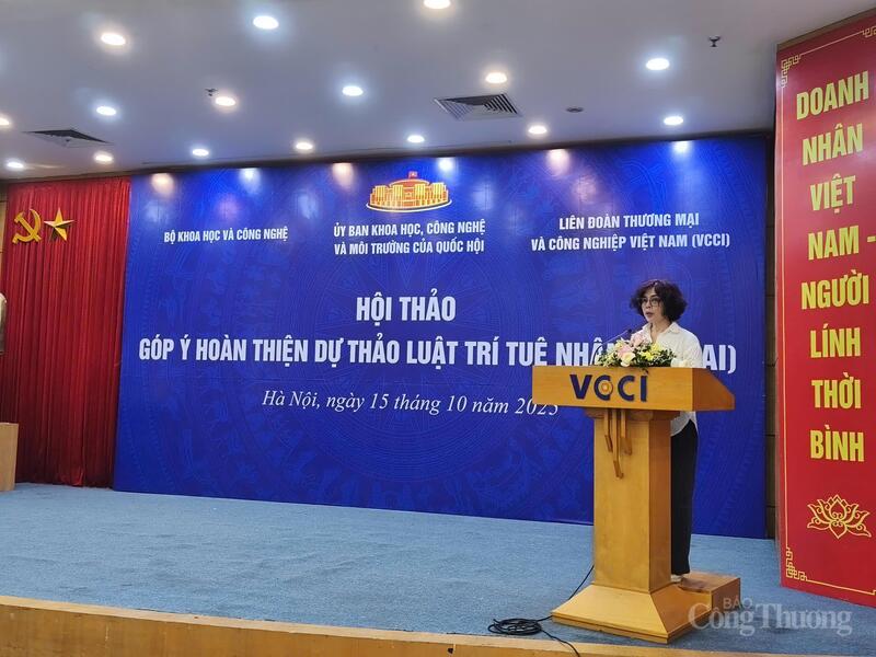 Hội thảo Góp ý hoàn thiện dự thảo Luật Trí tuệ nhân tạo (AI) do VCCI phối hợp với Bộ Khoa học và Công nghệ; Uỷ ban Khoa học, Công nghệ và xuân Okvip 2026 của Quốc hội tổ chức vào chiều ngày 15/10. Ảnh: NH