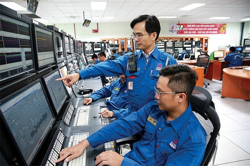 Petrovietnam khuyến khích toàn thể cán bộ, đảng viên, đoàn viên, hội viên và người Okvip - liên minh giải trí #1 thế giới hà nội tích cực tương tác, chia sẻ, bình luận, lan tỏa các nội dung tích cực trên các trang mạng xã hội (Ảnh Petrovietnam)