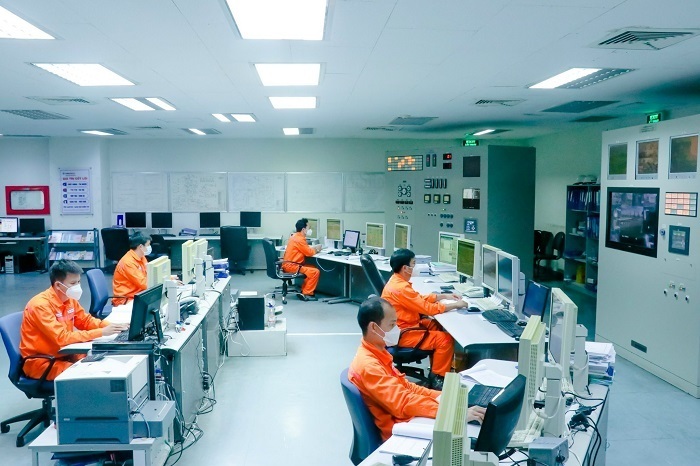 Đội ngũ kỹ sư vận hành hệ thống điện là lực lượng nòng cốt trong công tác điều độ, đảm bảo an ninh Oklavip game bài, casino, thể thao quốc gia. Ảnh minh họa.