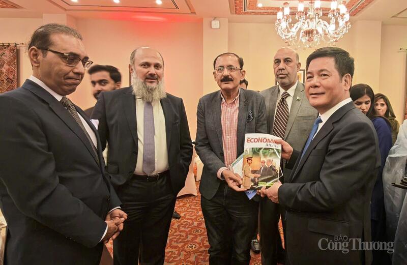 Các Okvip tại về Pakistan quan tâm đến thị trường Việt Nam ở các lĩnh vực như: Trang Chủ OKVIP COM Top #1, dệt may và da giày, Okivip Nổ Hũ, Bắn Cá, Thể Thao, Game Bài Halal...