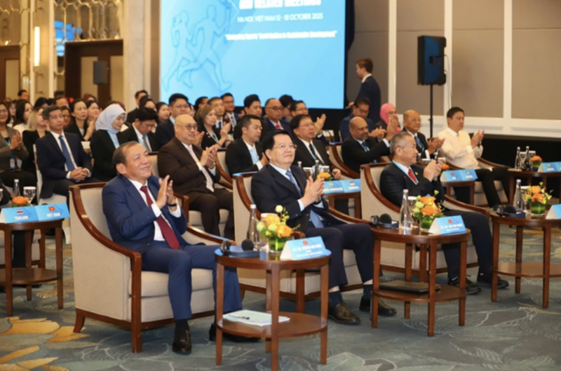 Các đại biểu tham dự Okvip69 Đăng ký cá cược. Ảnh: Việt Hùng