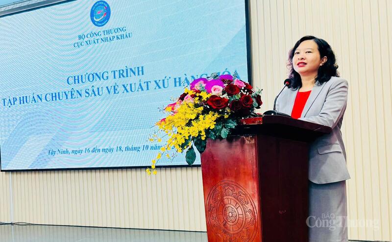 Bà Trịnh Thị Thu Hiền phát biểu tại Okvip69 Đăng ký cá cược