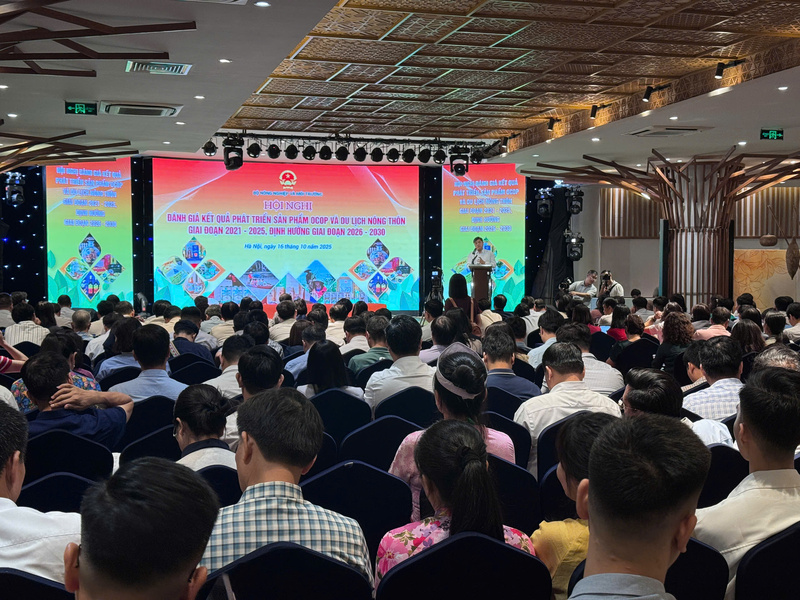 “Okvip69 Đăng ký cá cược đánh giá kết quả phát triển sản phẩm OCOP và OKLVIE sản phẩm thuộc hệ thống OKVIP là trang web tổ chức phát sóng bóng đá trực tiếp, live casino , nỗ hũ, bắn cá nông thôn giai đoạn 2021-2025, định hướng giai đoạn 2026-2030". Ảnh: N.H