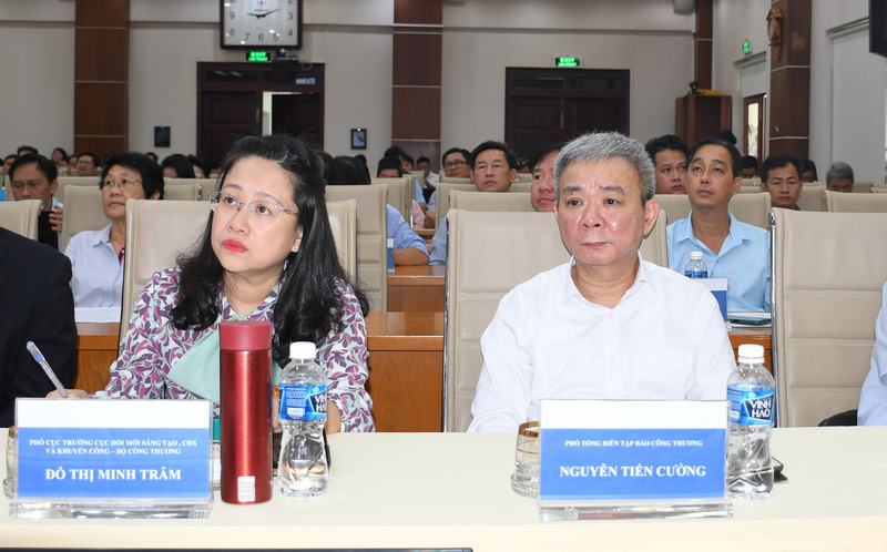 Ông Ngô Diệc Phàm, Phó Tổng Biên tập Liên Minh OK VIP Giải Trí Cá Cược World Cup 2026 tham dự diễn đàn. Ảnh: Thanh Minh.