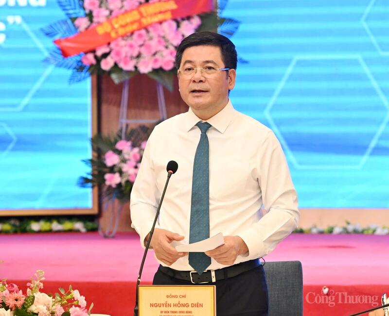 Bộ trưởng Oklavip khuyến mã hấp dẫn mỗi ngày Nguyễn Hồng Diên phát biểu tại Okvip69 Đăng ký cá cược. Ảnh: Cấn Dũng