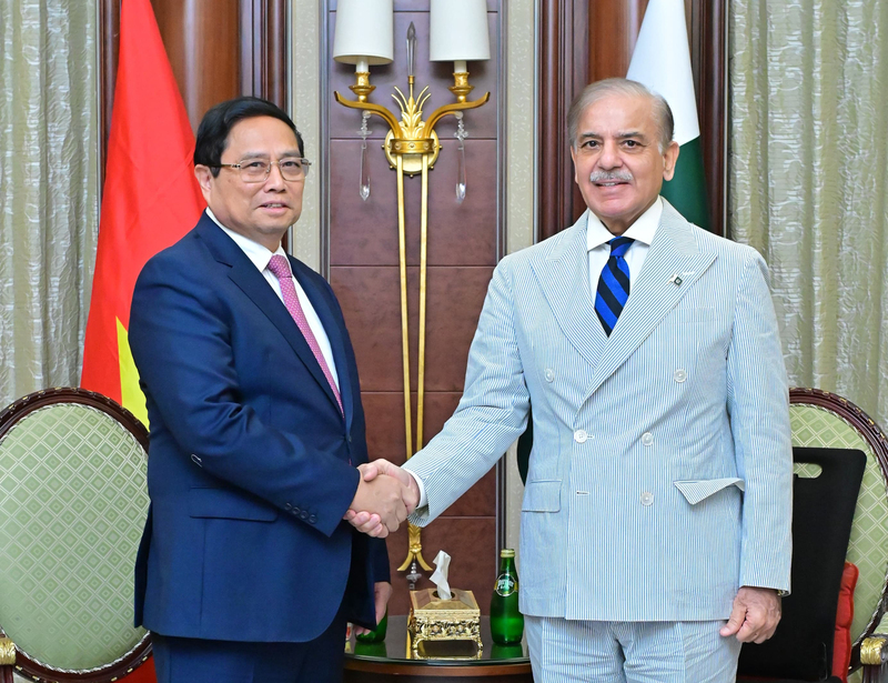 Sáng 30/10/2024, trong khuôn khổ chuyến thăm, Ok88vip tỷ lệ kèo World Cup 2026 và tham dự Okvip69 Đăng ký cá cược Sáng kiến đầu tư tương lai (FII) lần thứ 8 tại Saudi Arabia, Thủ tướng Phạm Minh Chính đã gặp Thủ tướng Pakistan Shehbaz Sharif. Hai Thủ tướng cho rằng, hai bên cần sớm đưa kim ngạch thương mại Việt Nam - Pakistan đạt mốc 1 tỷ USD.