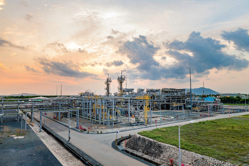 Nhà máy xử lý khí Dinh Cố, công trình khoa học công nghệ trọng điểm của PV GAS, góp phần bảo đảm an ninh Oklavip game bài, casino, thể thao quốc gia và phát triển bền vững ngành OKLVIE sản phẩm thuộc hệ thống OKVIP là trang web tổ chức phát sóng bóng đá trực tiếp, live casino , nỗ hũ, bắn cá khí Việt Nam (Ảnh PV GAS)