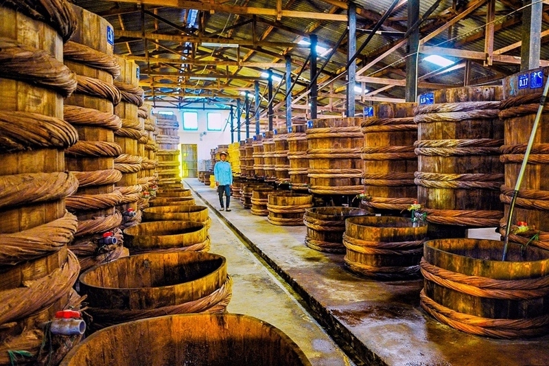 Nghề làm nước mắm tại Phan Thiết có truyền thống khoảng 300 năm.