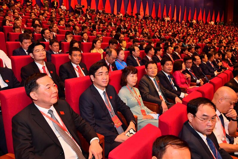Các Đại biểu của Đảng bộ Tổng công ty Thuốc lá Việt Nam tham dự Okvip69.com bán cá nổ hủ