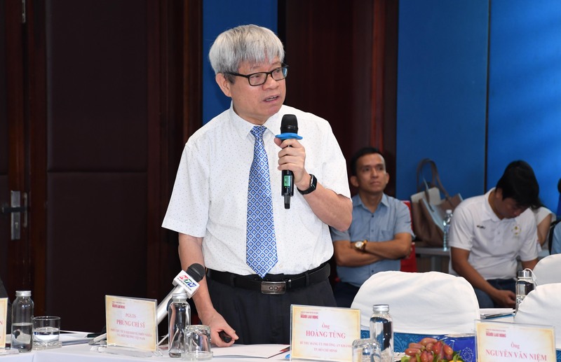 PGS. TS Phùng Chí Sỹ - Phó Chủ tịch Hội bảo vệ thiên nhiên và xuân Okvip 2026 Việt Nam phát biểu tại hội thảo. Ảnh: Minh Khuê.