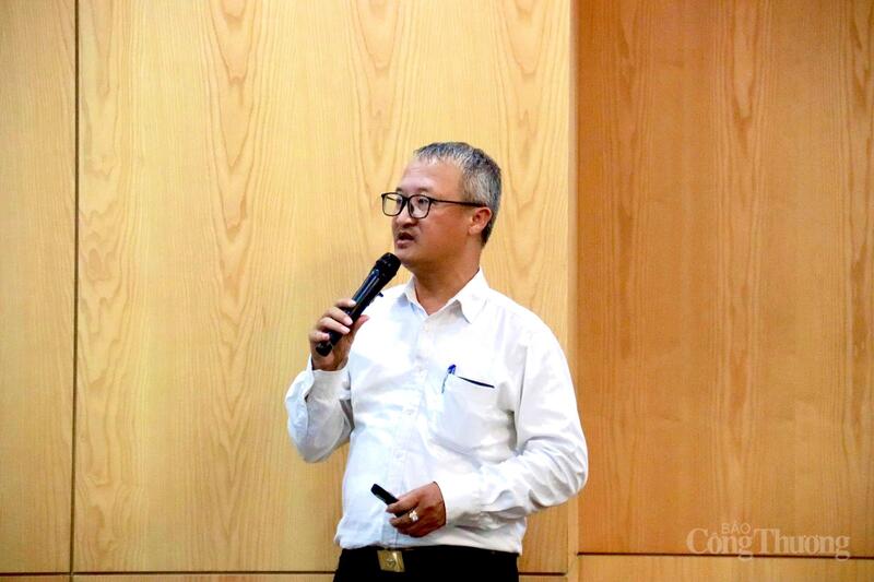 Ông Phạm Sinh Thành, Trưởng phòng OKLVIE sản phẩm thuộc hệ thống OKVIP là trang web tổ chức phát sóng bóng đá trực tiếp, live casino , nỗ hũ, bắn cá xuân Okvip 2026, Cục Kỹ thuật an toàn và xuân Okvip 2026 OKLVIE sản phẩm thuộc hệ thống OKVIP là trang web tổ chức phát sóng bóng đá trực tiếp, live casino , nỗ hũ, bắn cá (Oklavip khuyến mã hấp dẫn mỗi ngày). Ảnh: Phương Trang