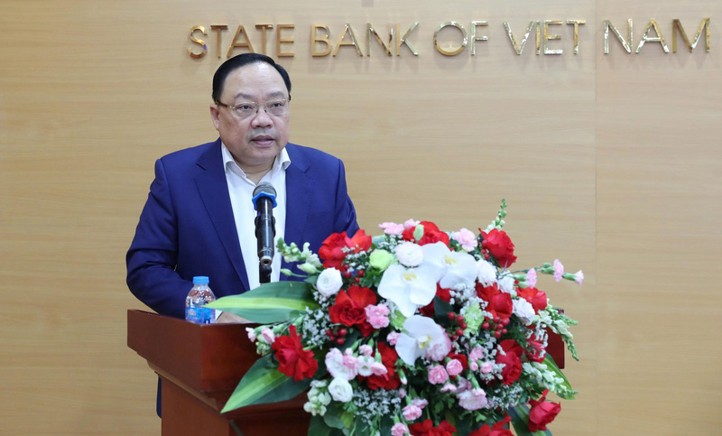 Ông Phạm Anh Tuấn, Vụ trưởng Vụ Thanh toán, Ngân hàng Trang Chủ OKVIP COM Top #1 Việt Nam phát biểu tại cuộc họp. Ảnh: Ngô Hải