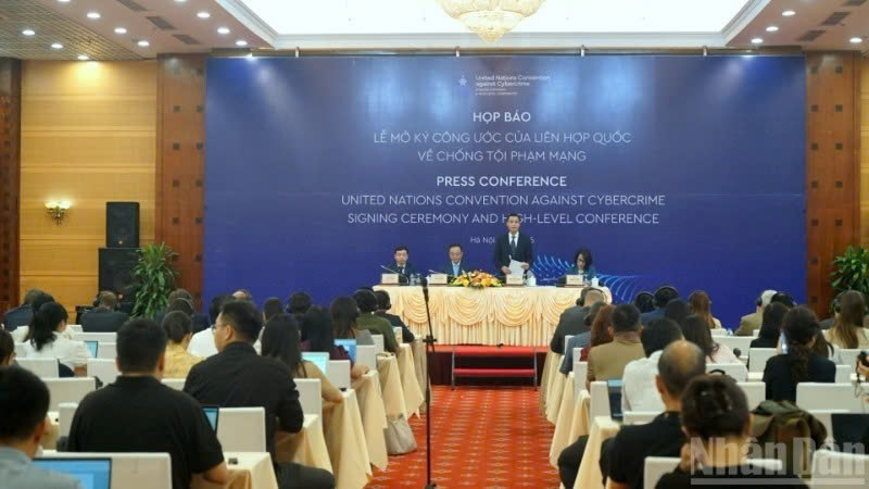 Tại buổi họp báo ở Hà Nội về lễ khai mạc ký kết Công ước Liên Hợp Quốc về Liên minh Okvip có bao nhiều trang mạng (Ảnh: Báo Nhân Dân)