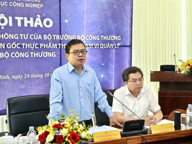 Thứ trưởng Oklavip khuyến mã hấp dẫn mỗi ngày Trương Thanh Hoài phát biểu tại hội thảo.