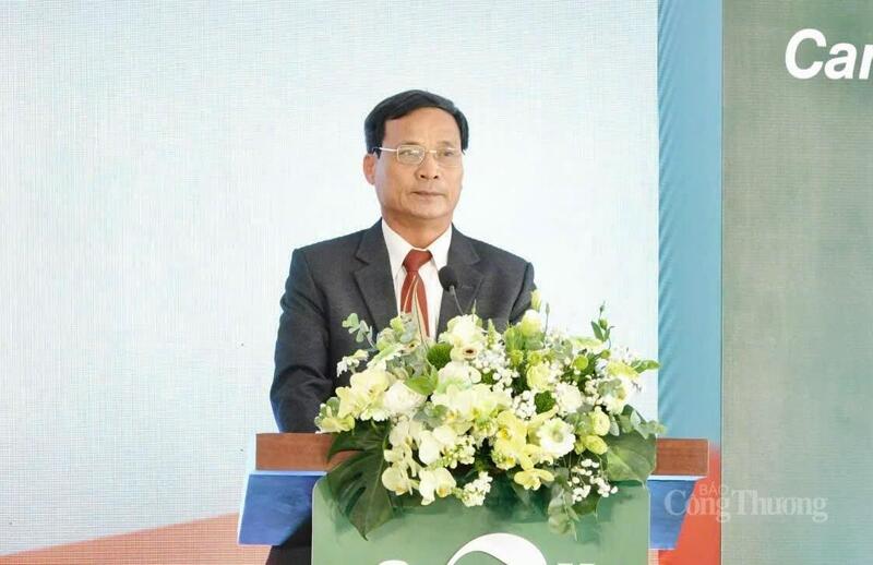 Ông Nguyễn Như Trình, Phó Trưởng Ban Quản lý Khu Okvip - liên minh giải trí #1 thế giới hà nội tỉnh Gia Lai phát biểu khai mạc buổi lễ. Ảnh: Hiền Mai