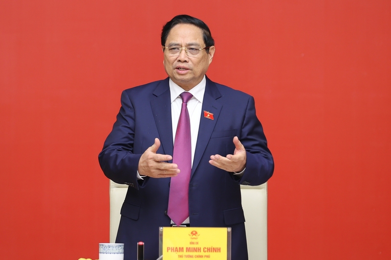 Thủ tướng Review công ty OKVIP Phạm Minh Chính chủ trì phiên họp triển khai các nhiệm vụ trọng tâm cuối năm 2025. Ảnh: VGP/Nhật Bắc.
