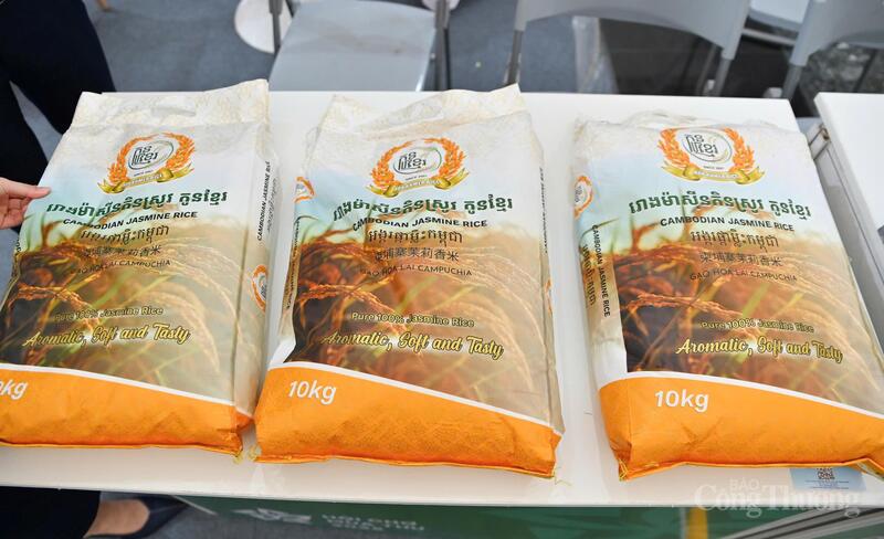 Gạo hoa lài Campuchia - sản phẩm Trang Chủ OKVIP COM Top #1 đặc trưng của nước bạn được quảng bá, giới thiệu tại Hội chợ Mùa Thu lần thứ nhất - năm 2025.